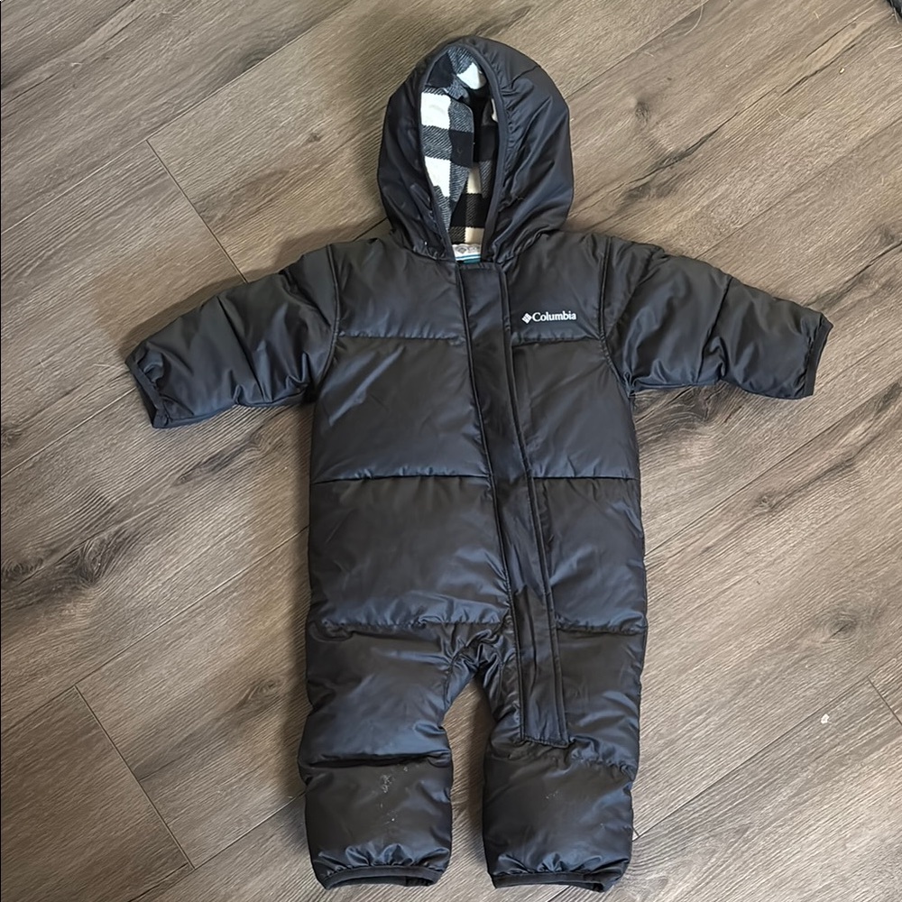 Columbia Black Infant Snowsuit. 6-12 months.